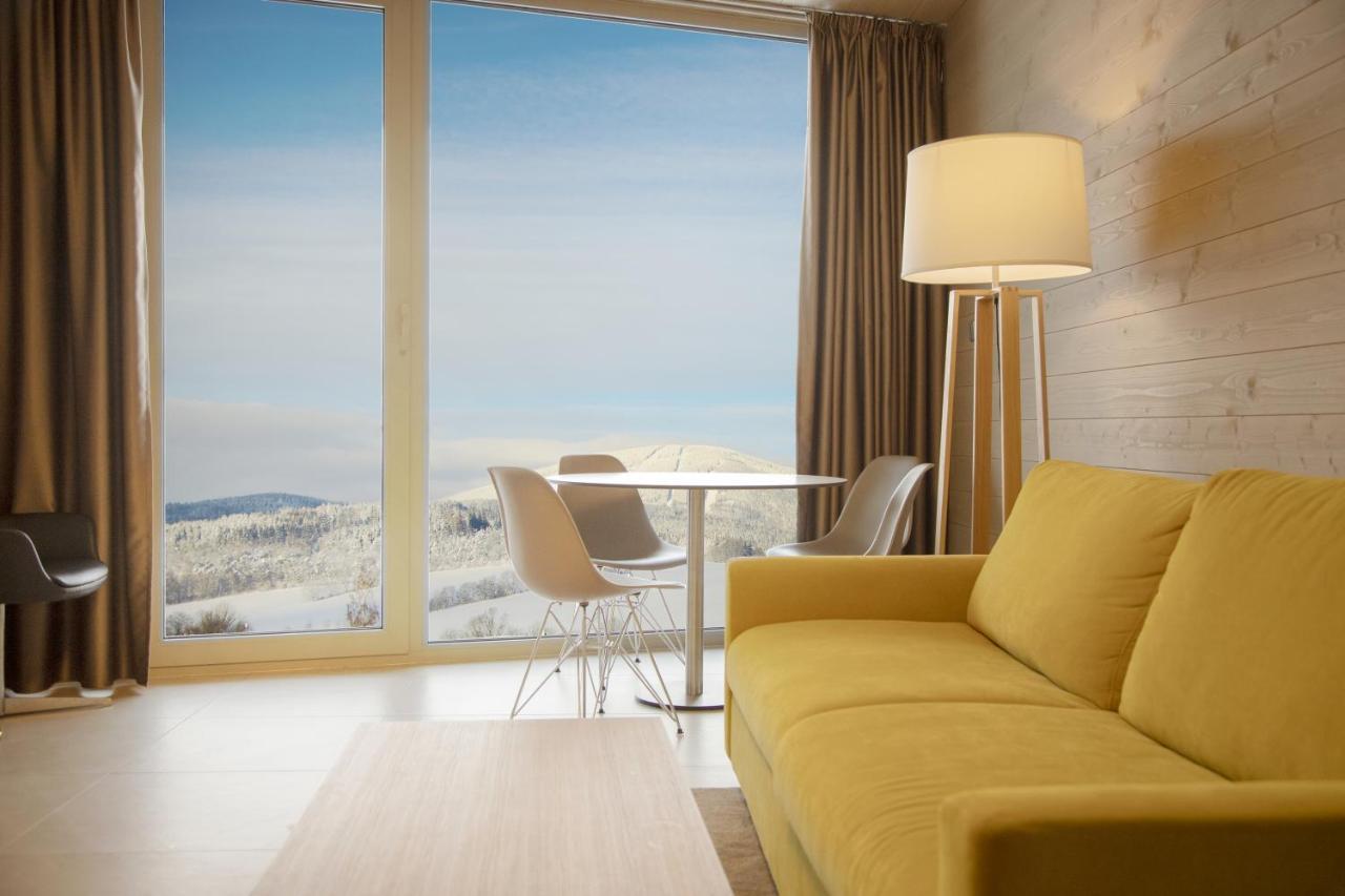 Apartmany Hradecek Mlade Buky Exterior photo
