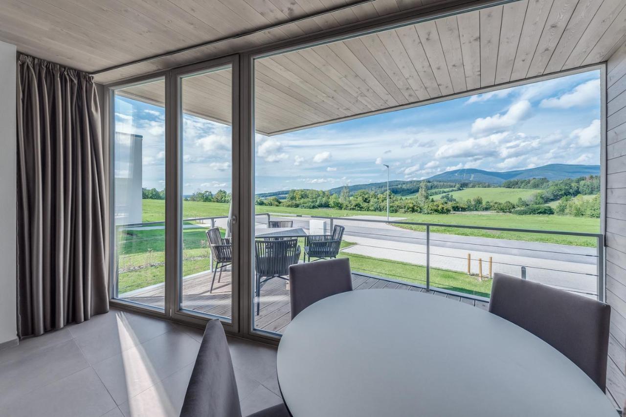 Apartmany Hradecek Mlade Buky Exterior photo