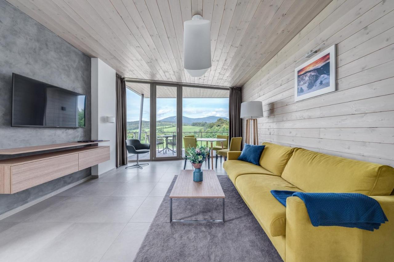 Apartmany Hradecek Mlade Buky Exterior photo