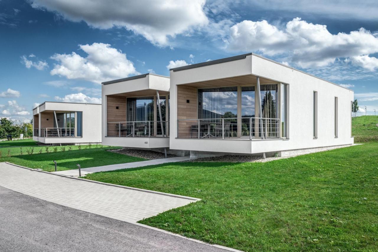 Apartmany Hradecek Mlade Buky Exterior photo