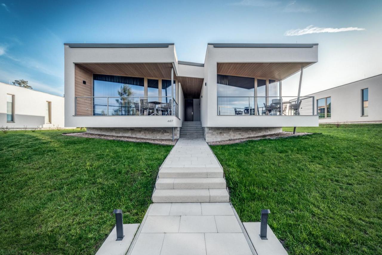 Apartmany Hradecek Mlade Buky Exterior photo
